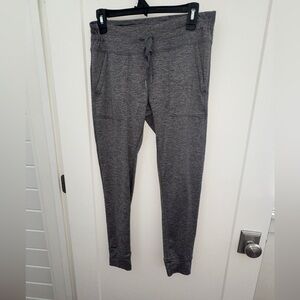 NWOT Aerie chill play move knit jogger sz L Reg